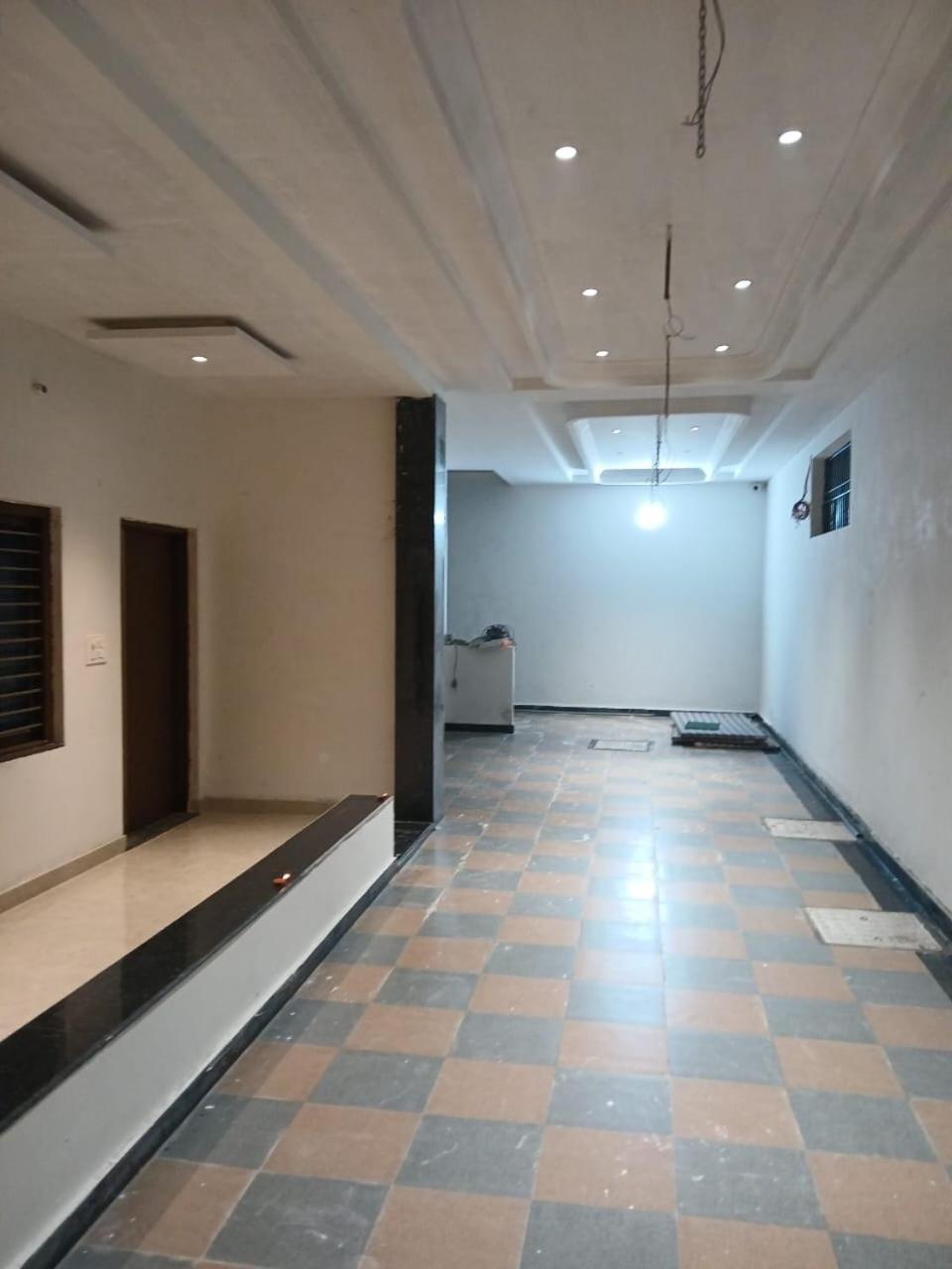 Hotel Jaipur In, Jatipura Parikrama Marg Near Mukharvind Temple Govardhan Екстер'єр фото